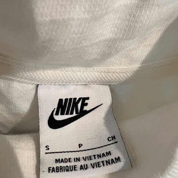 Nike Womens Shirt Ivory Center Swoosh Mock Neck. A051 - Picture 9 of 9